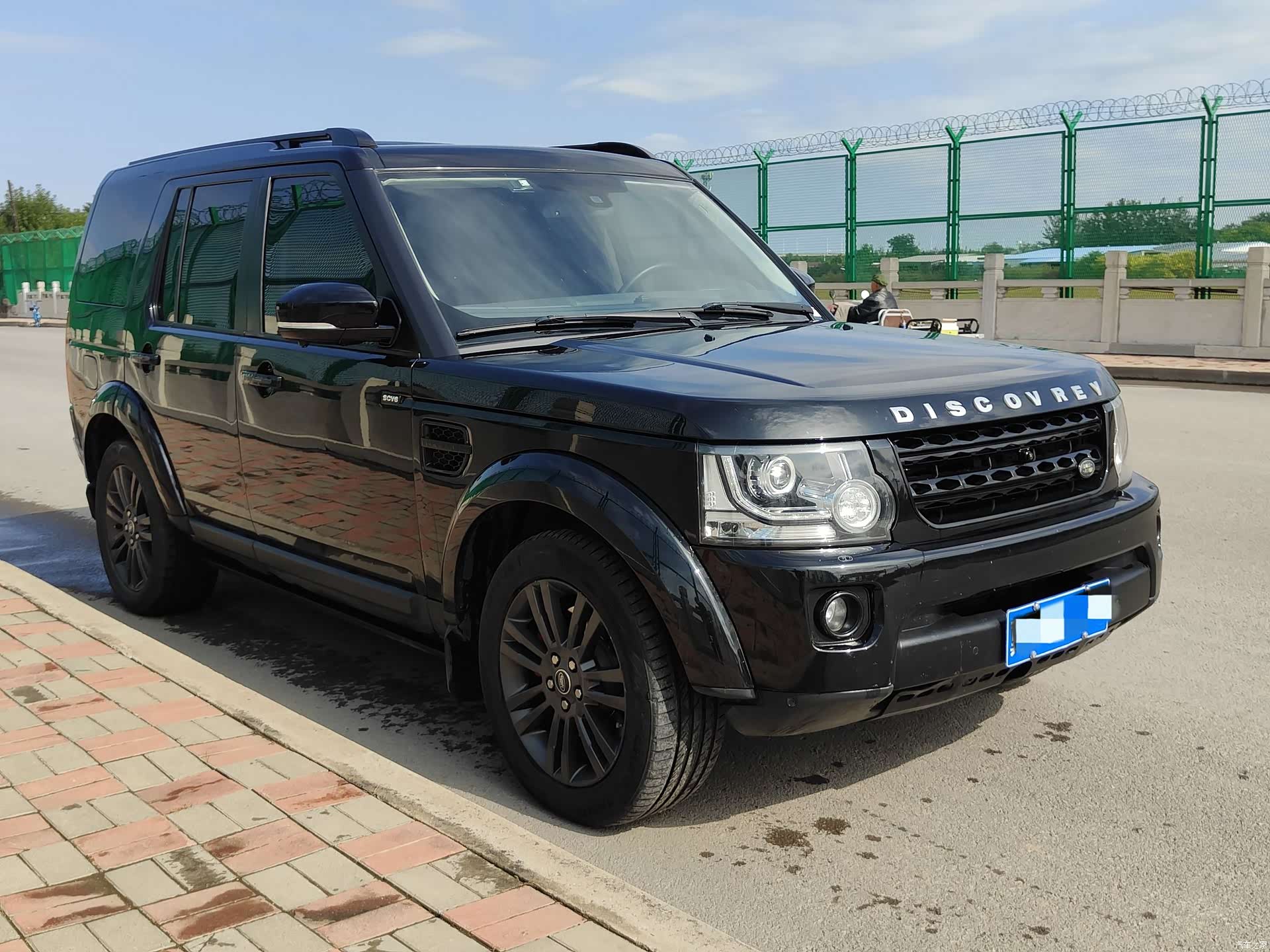 Land Rover Discovery, 2016 3