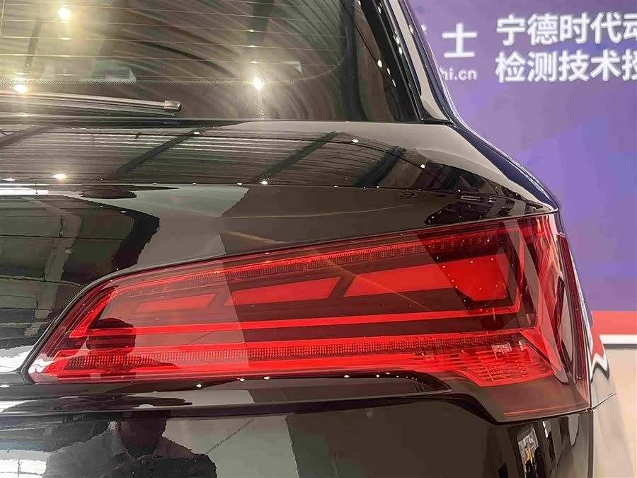 Audi Q5L 2024, фото 17