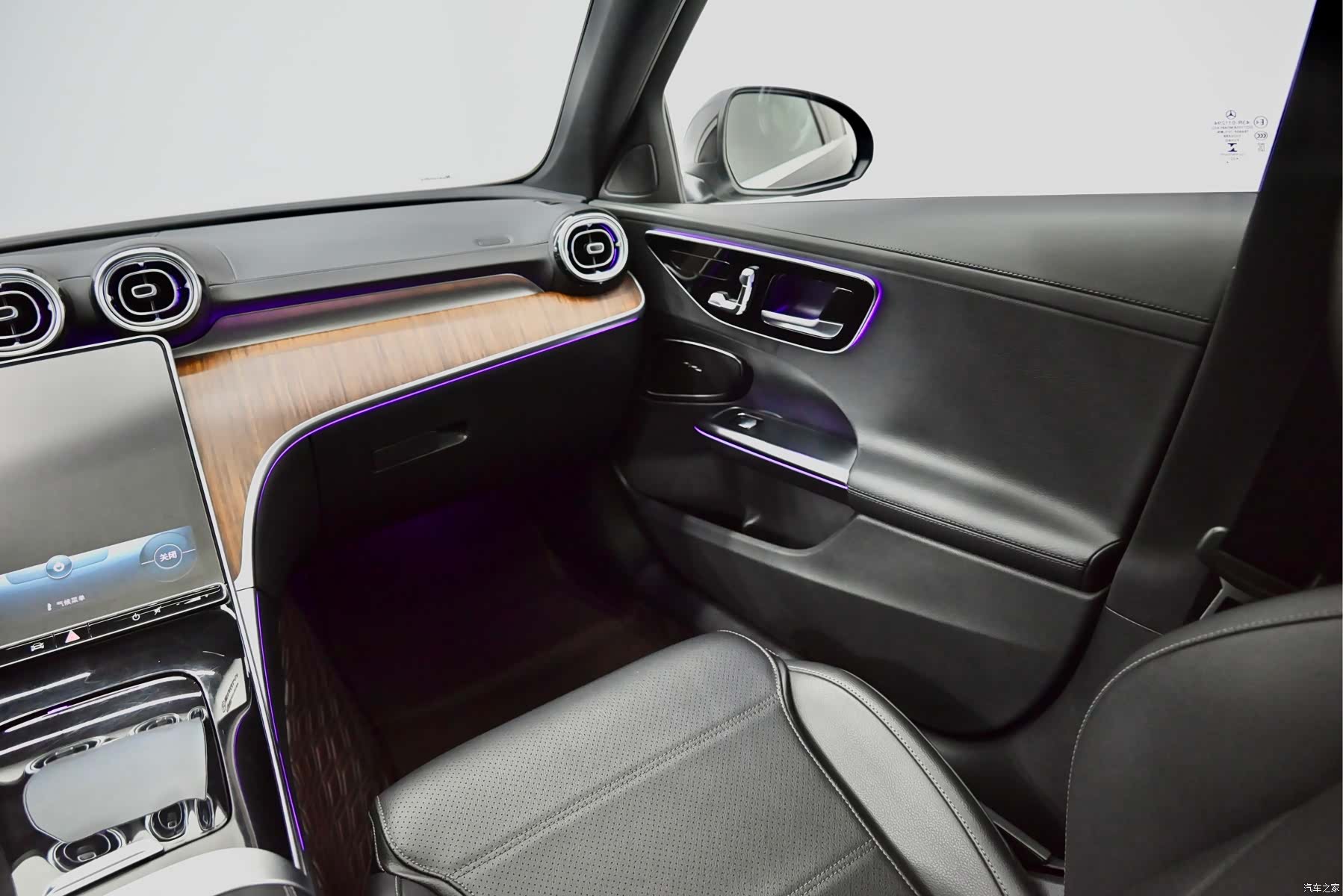 Mercedes-Benz C-Class, 2022 11