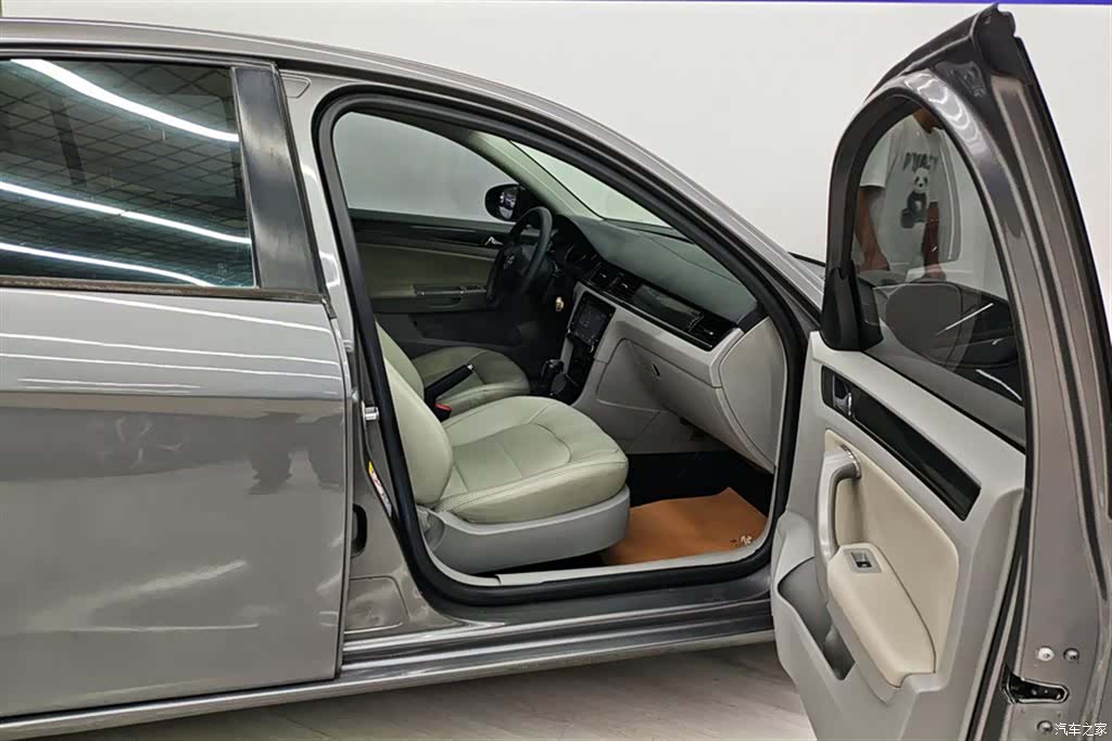 Volkswagen Bora, 2013 8