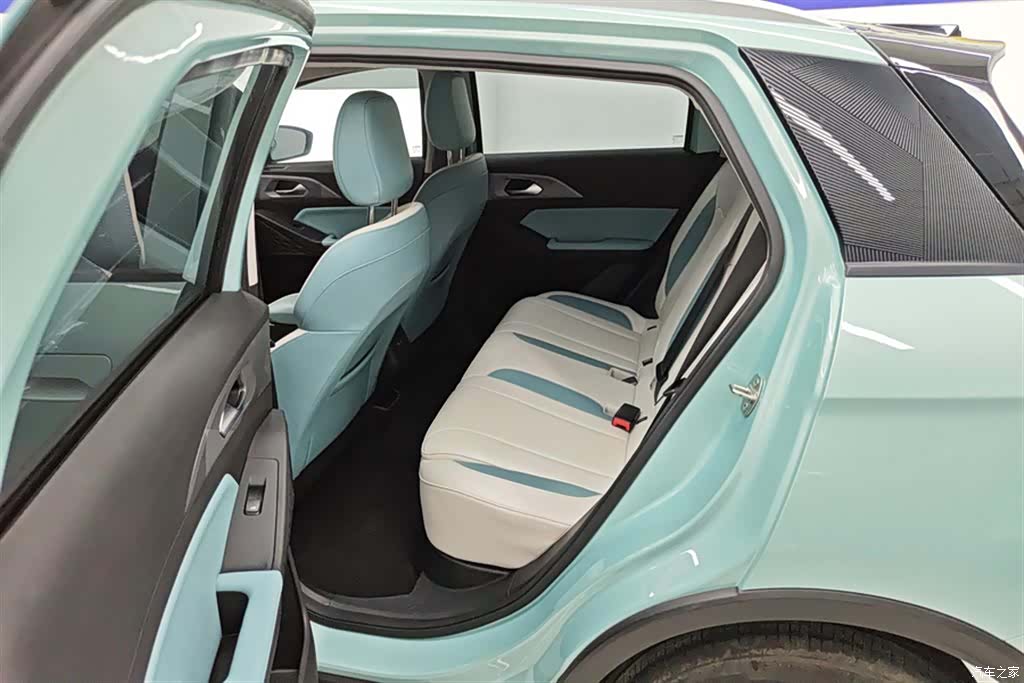 Geely E, 2024 11