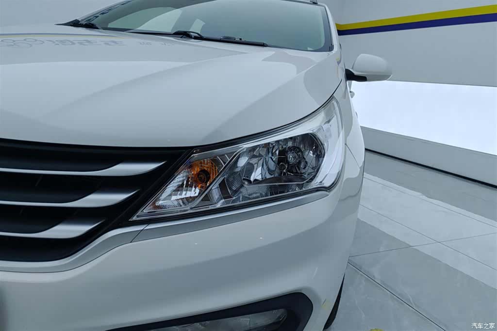 Wuling 310, 2019 все фото