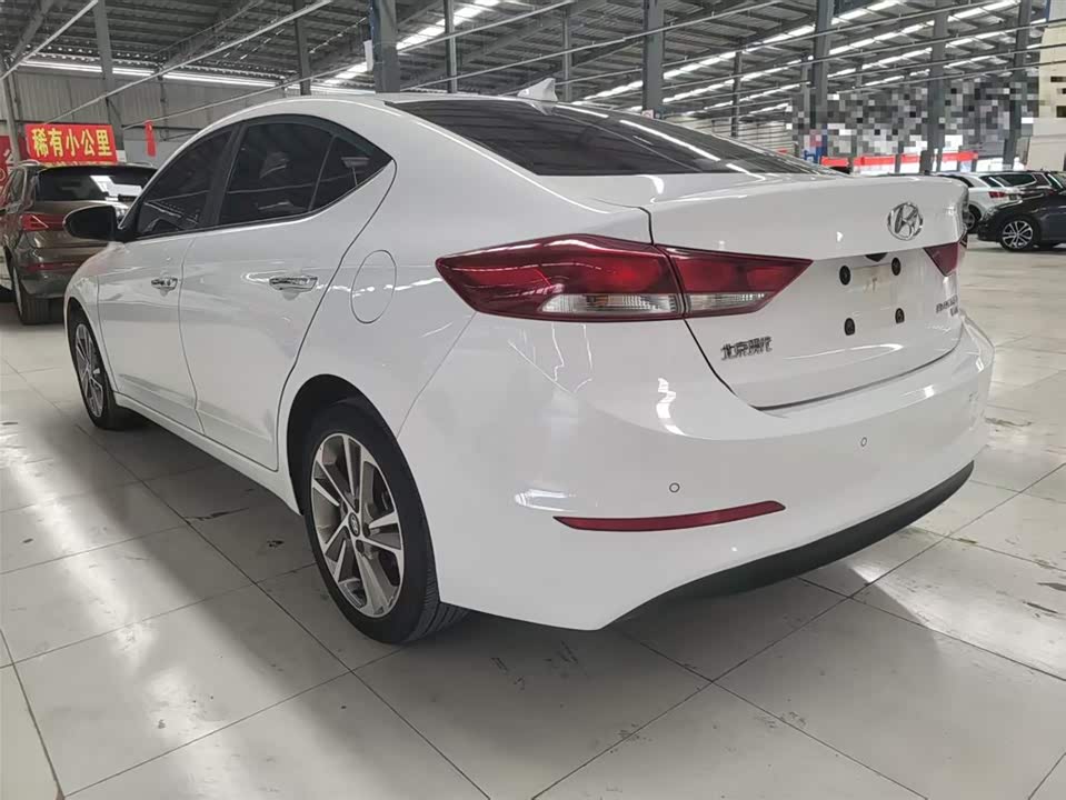 Hyundai Lead Hyundai Lead