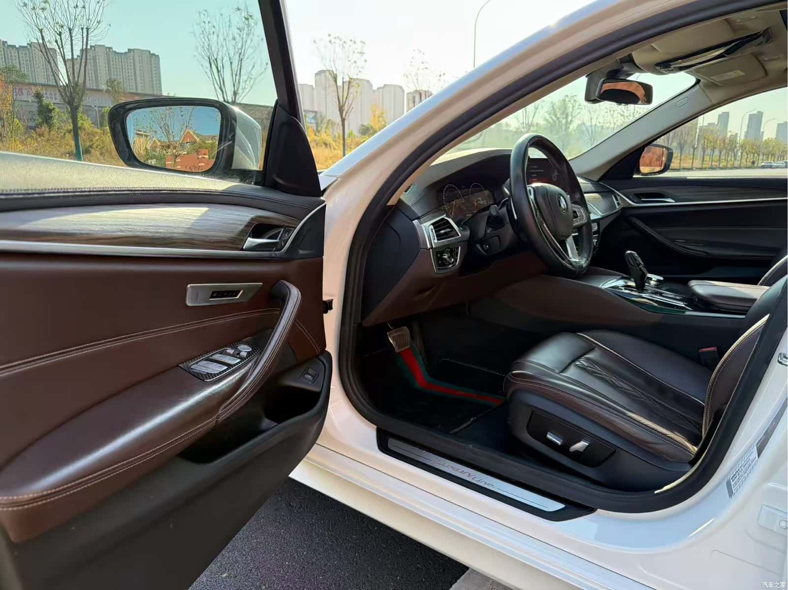 BMW 5 Series, 2019 11