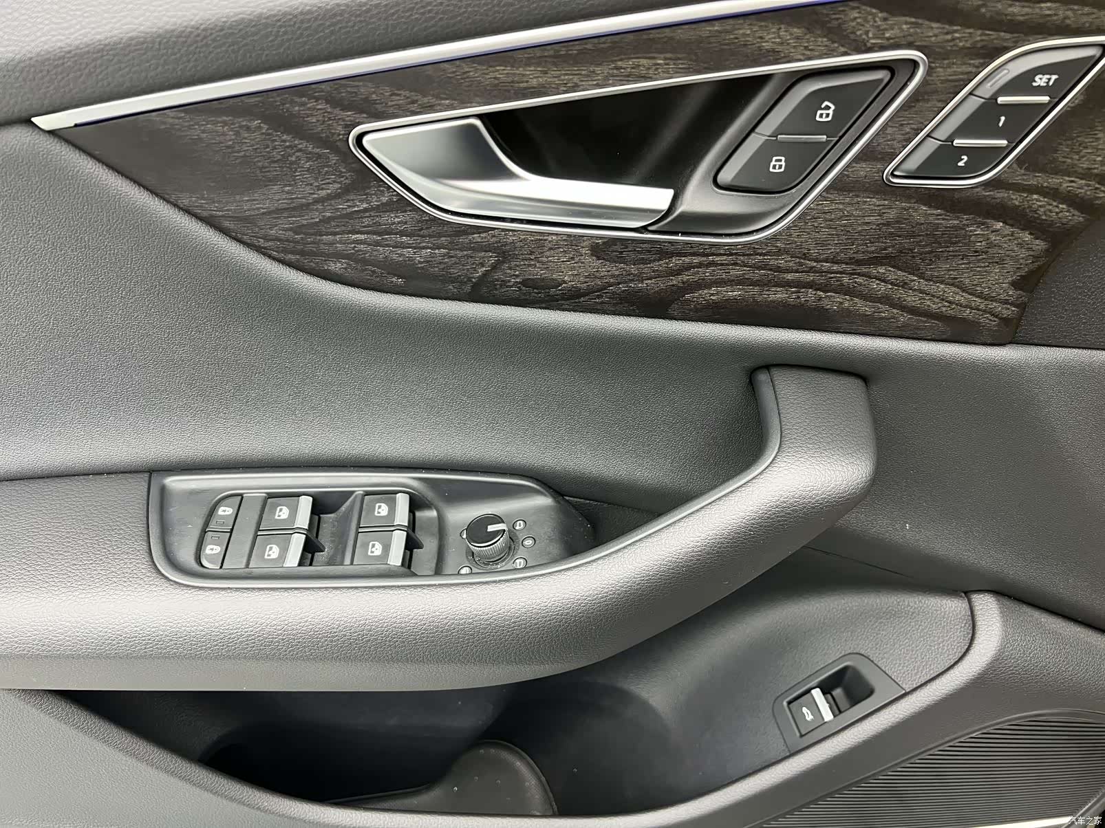 Audi Q8, 2022 6
