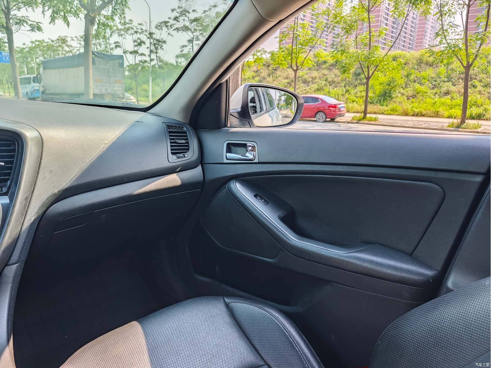 Kia K5, 2014 11