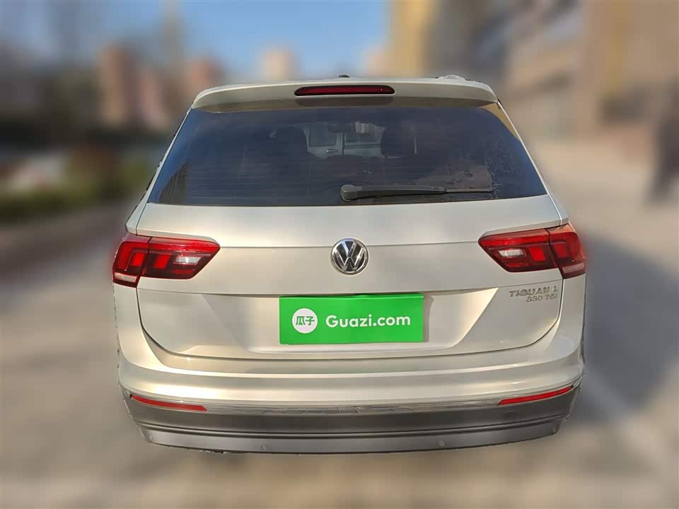 Volkswagen Tiguan L
