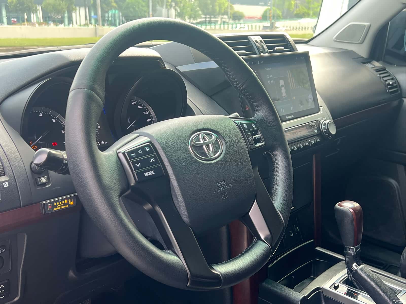 Toyota Prado, 2014 8