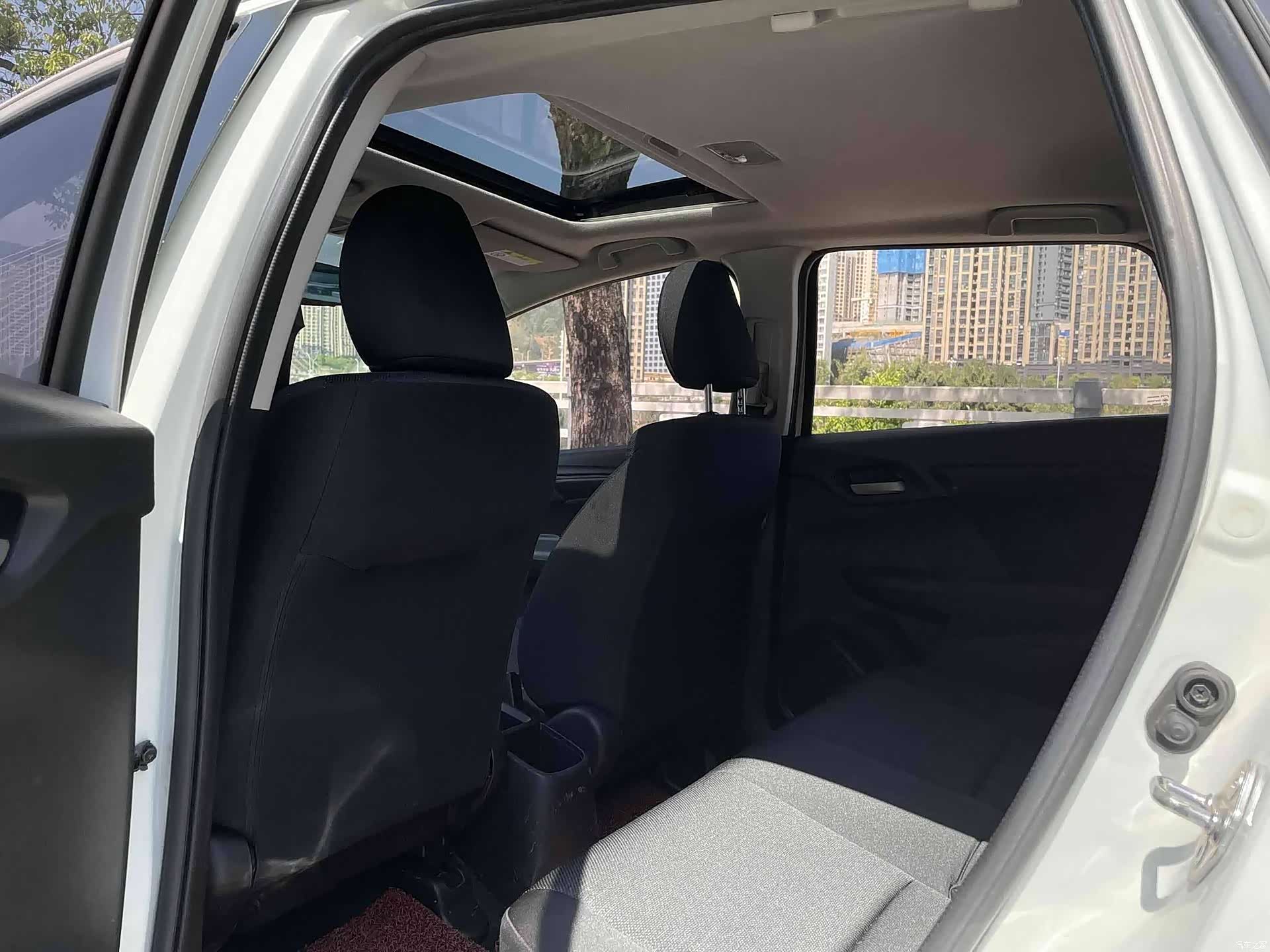 Honda Fit, 2017 9