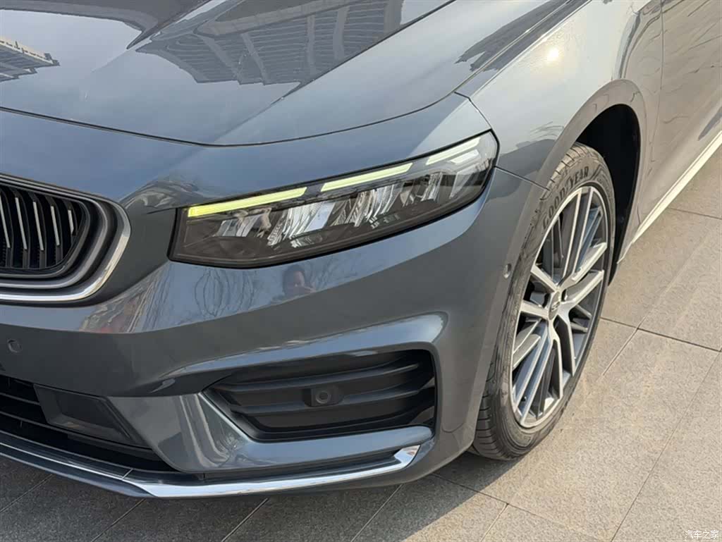 Geely Preface, 2022 14