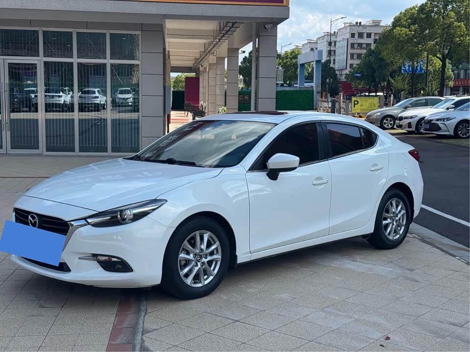 Mazda 3 Angkesaila