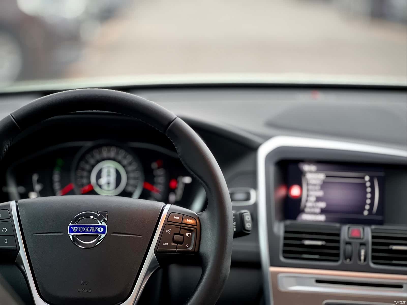 Volvo XC60, 2017 12