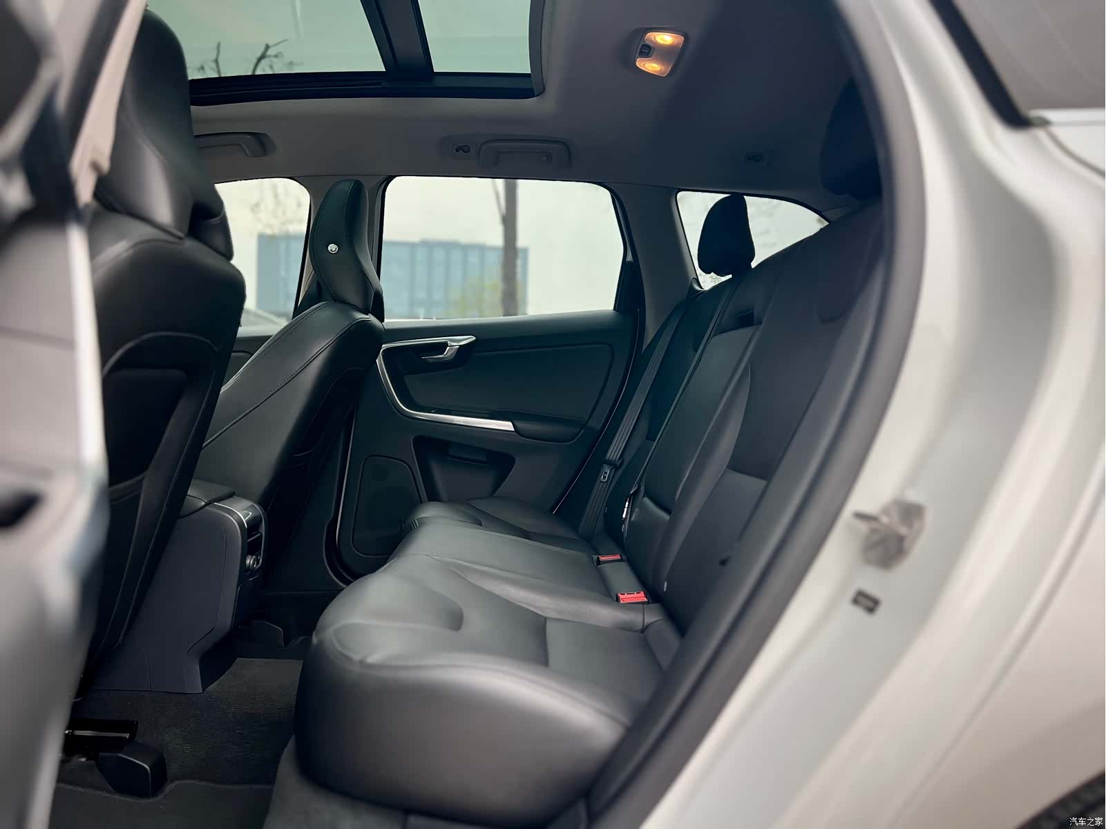 Volvo XC60, 2017 27