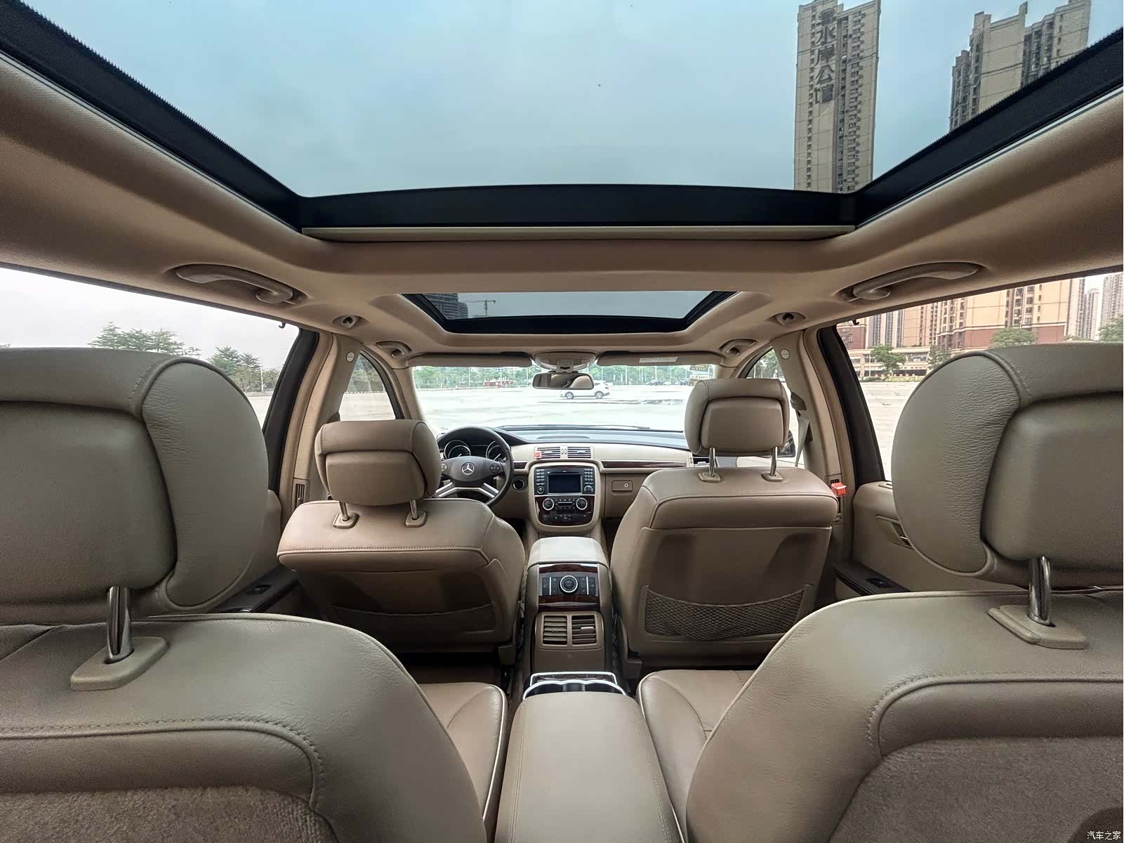 Mercedes-Benz R-Class, 2012 19