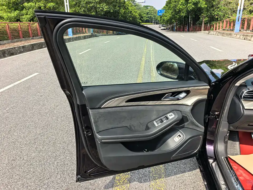 Hongqi H9 Hongqi H9