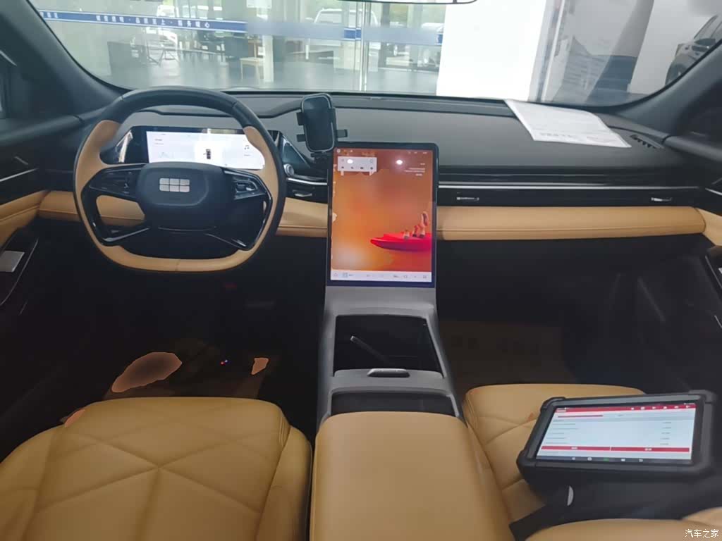 Geely Galaxy L6, 2024 10