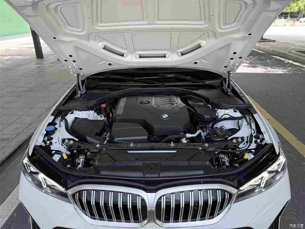 BMW 3 Series, 2024 9