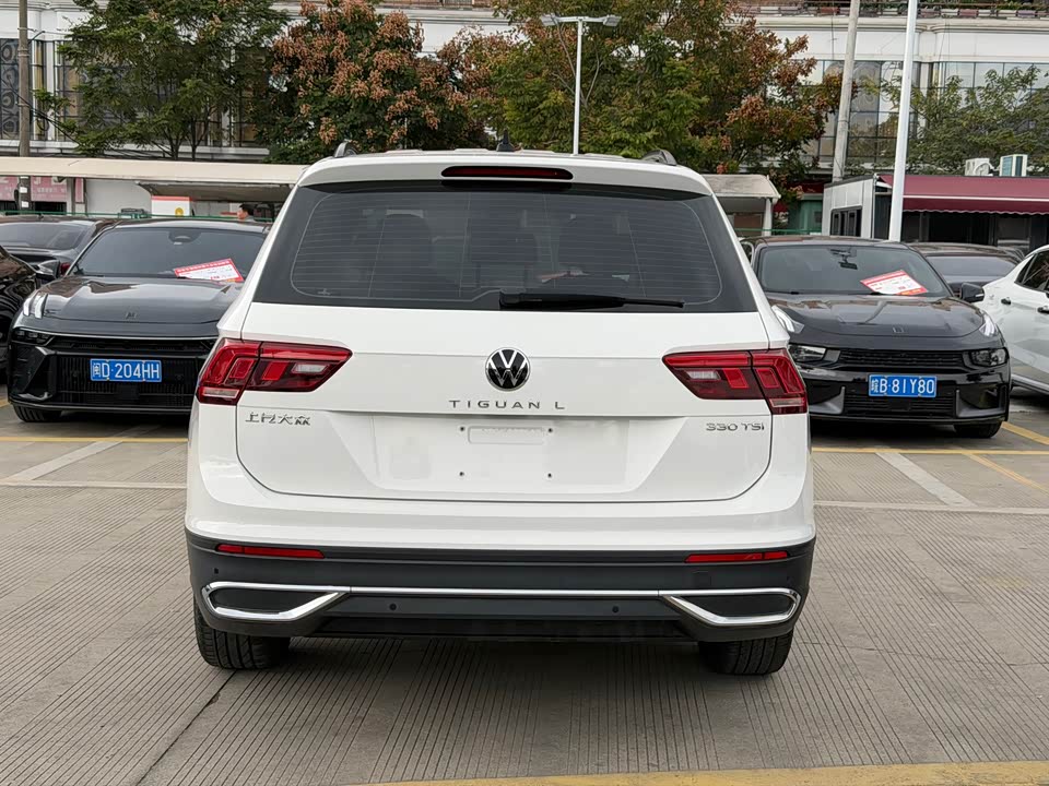Volkswagen Tiguan L