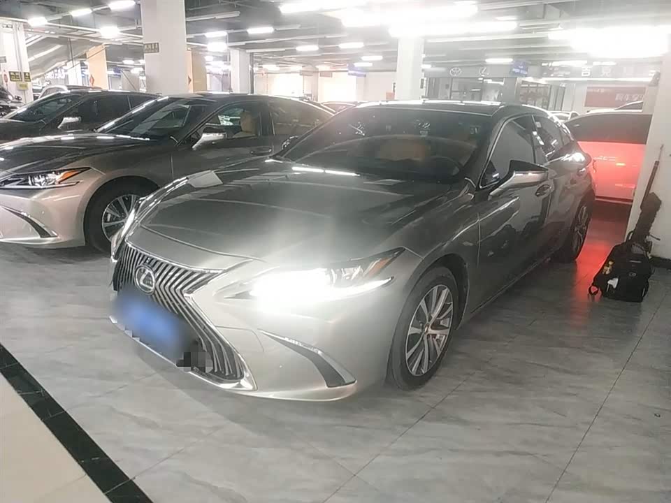 Lexus ES Lexus ES