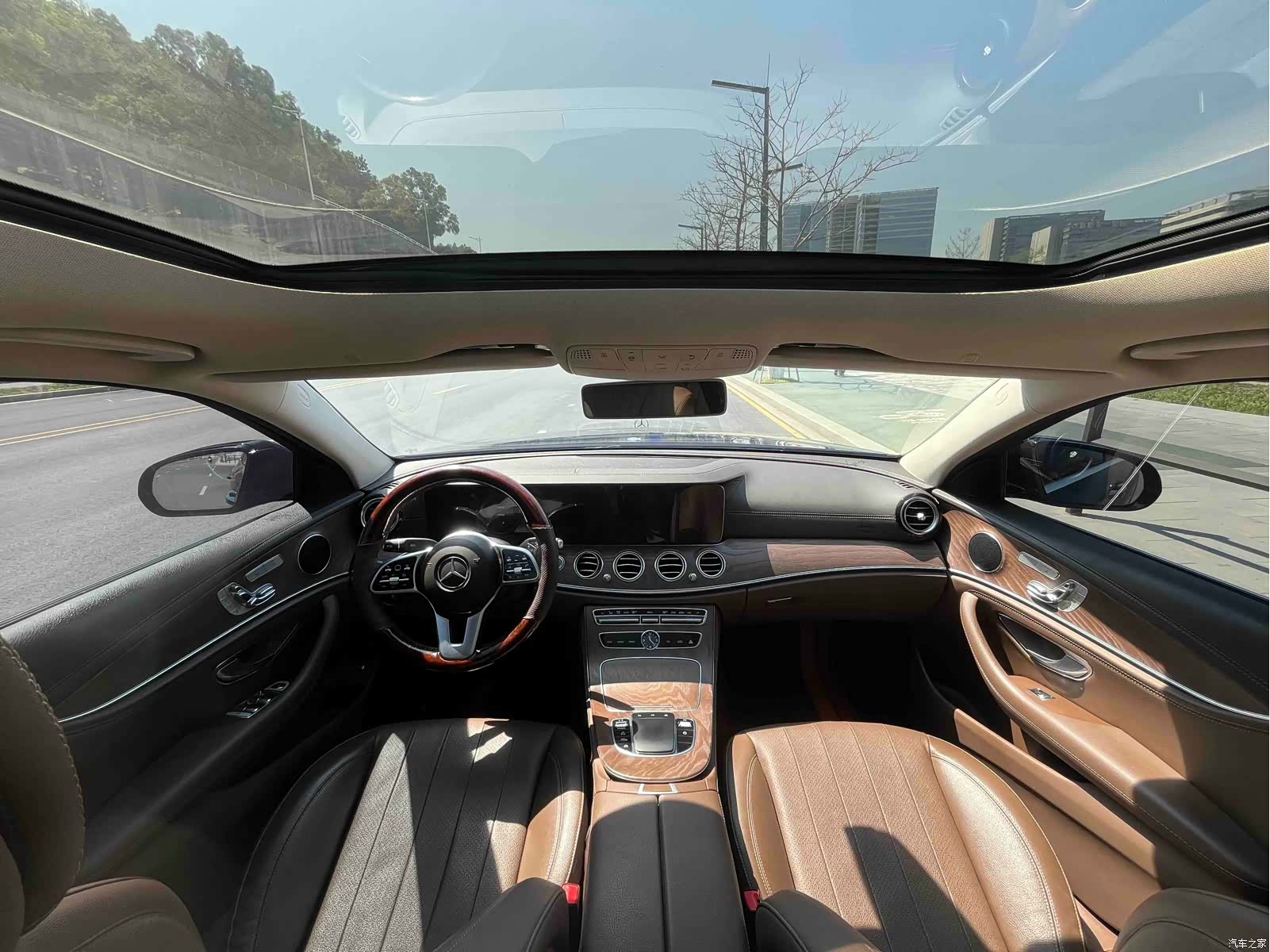 Mercedes-Benz E-Class, 2019 6