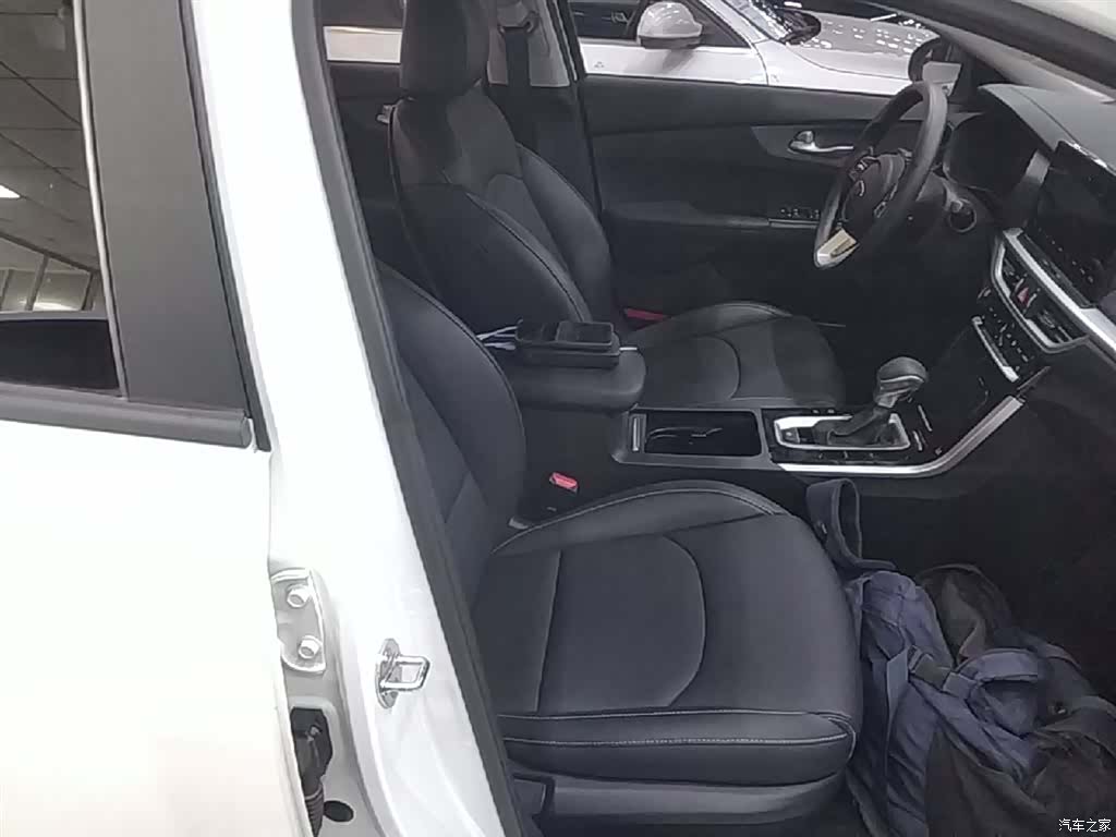 Kia K3, 2022 25