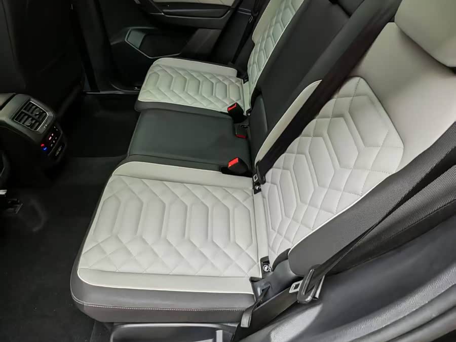 Volkswagen Tayron 2022, фото 15