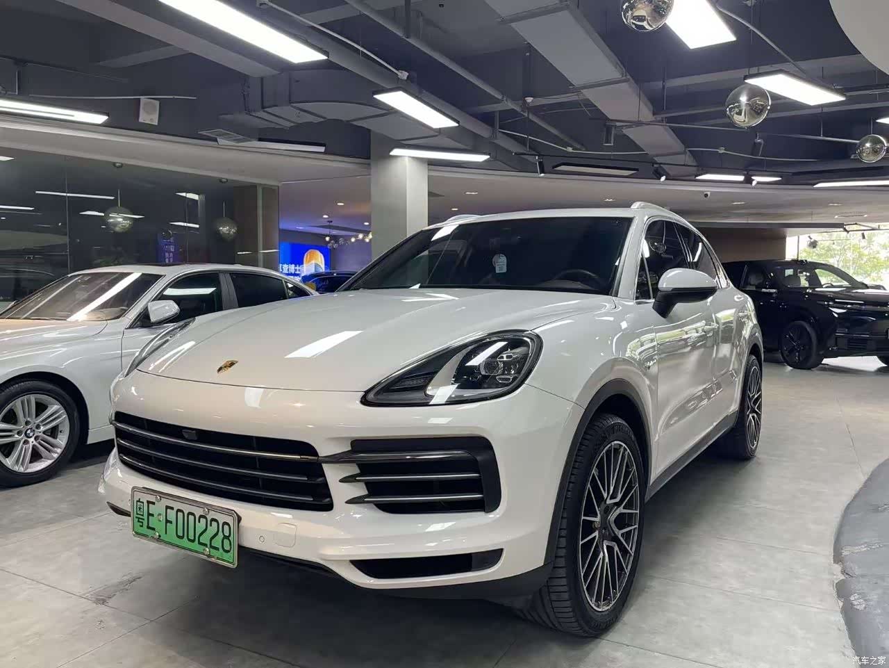 Porsche Cayenne, 2021 1