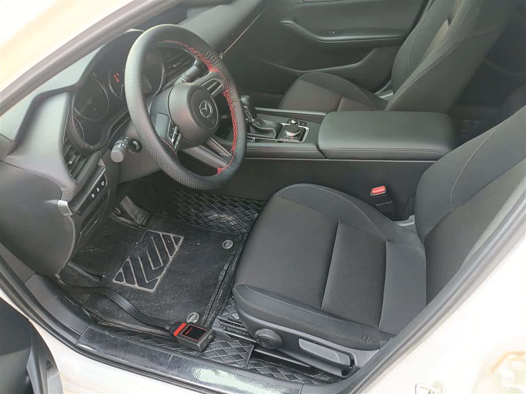 Mazda Mazda3, 2024 15