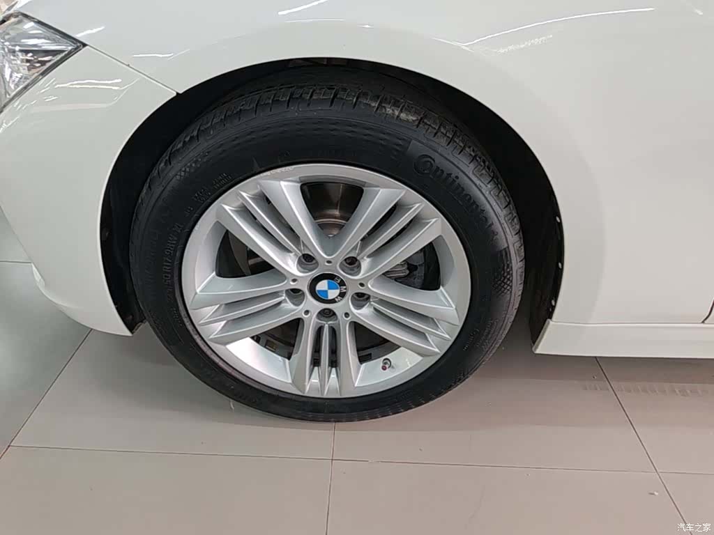 BMW 3 Series, 2016 23