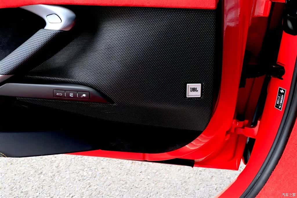 Ferrari 296, 2024 6
