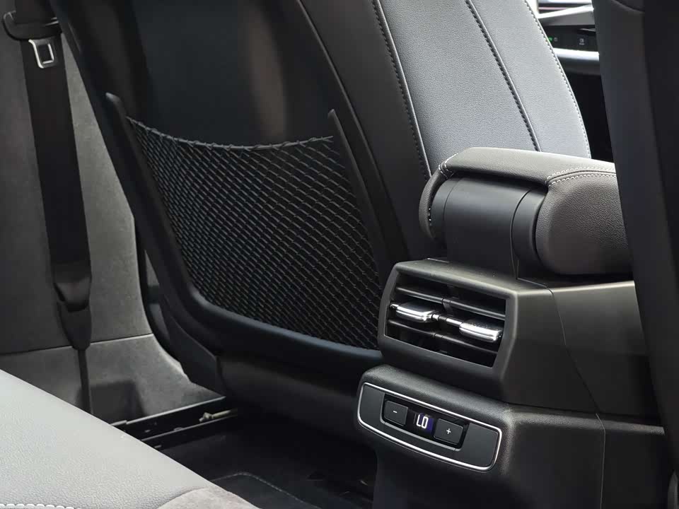 Audi Q4