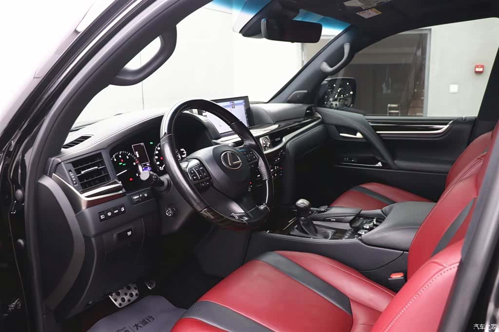 Lexus LX, 2020 14