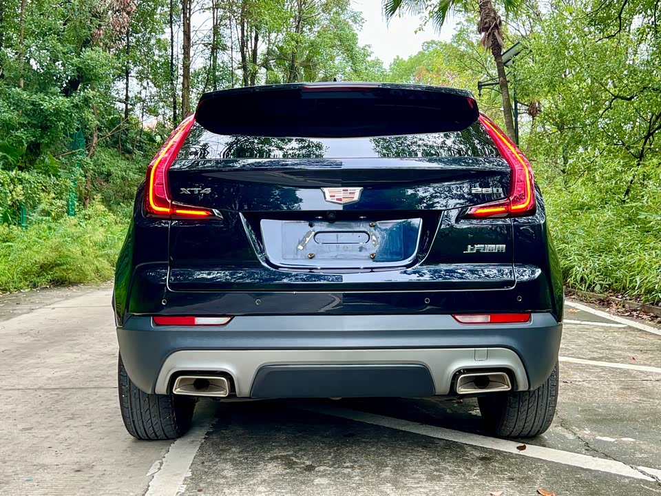 Cadillac XT4