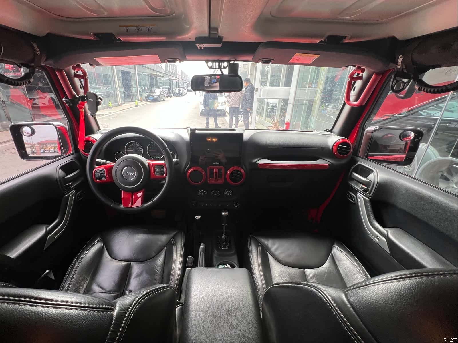 Jeep Wrangler, 2015 11