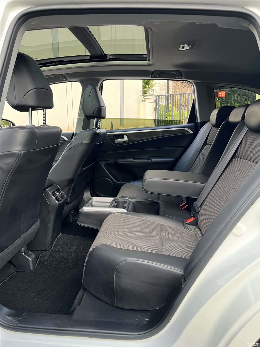Honda Jade, 2019 все фото