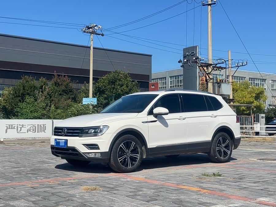 Volkswagen Tiguan L 2021, фото 1