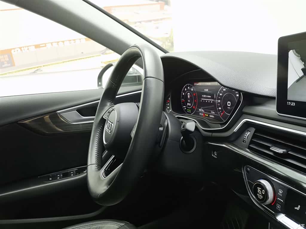 Audi A4L, 2020 22