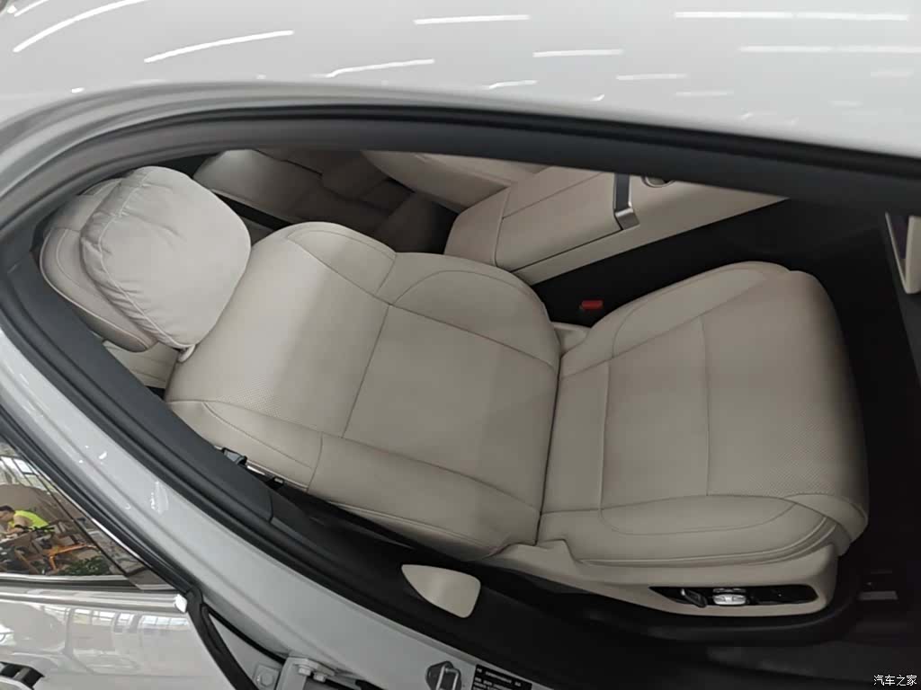 Li Auto L7, 2025 25