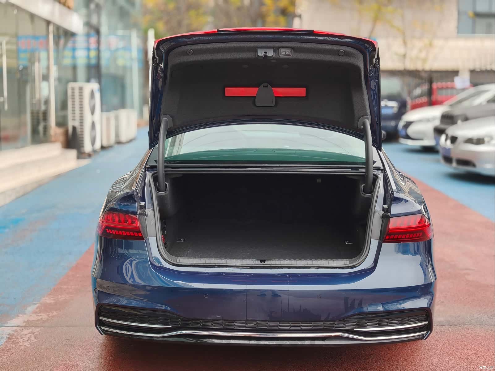 Audi A7L, 2024 7