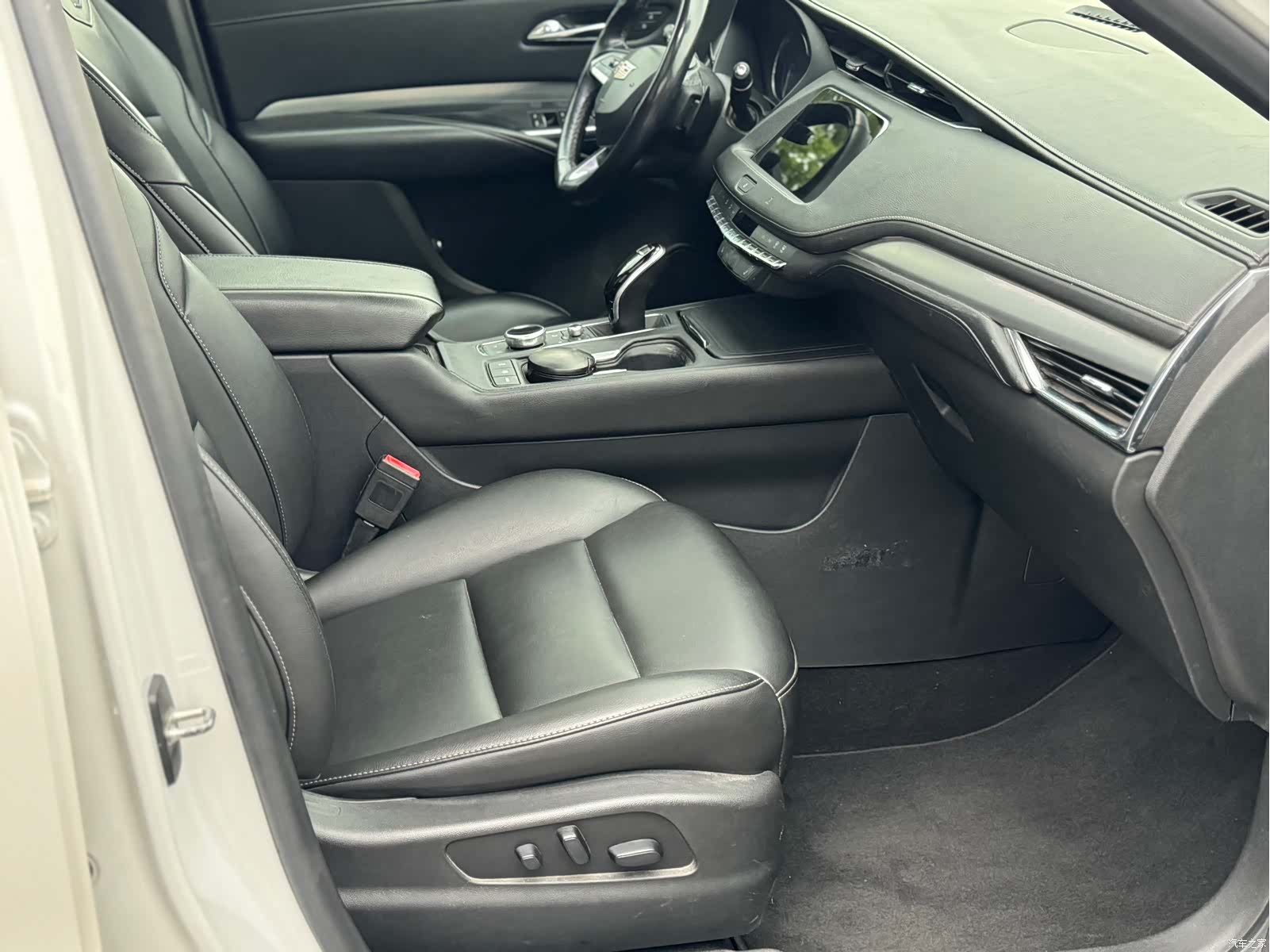 Cadillac XT4, 2020 6