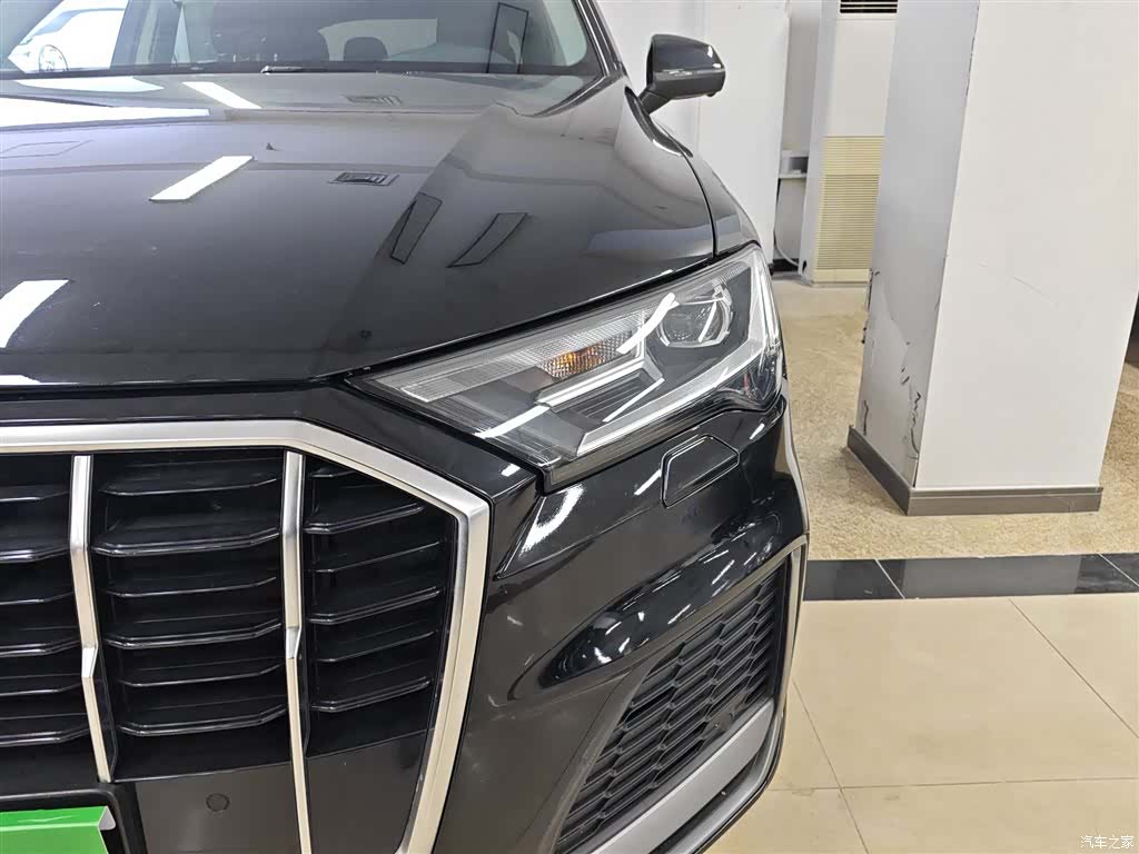 Audi Q7, 2023 24