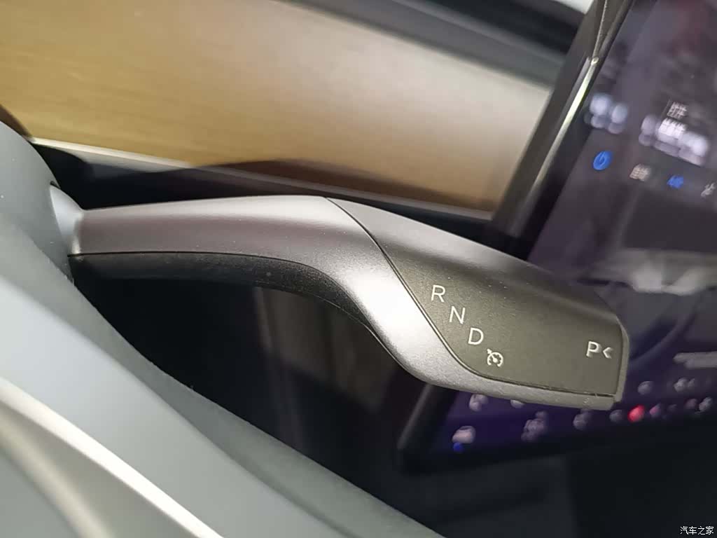 Tesla Model Y, 2021 14