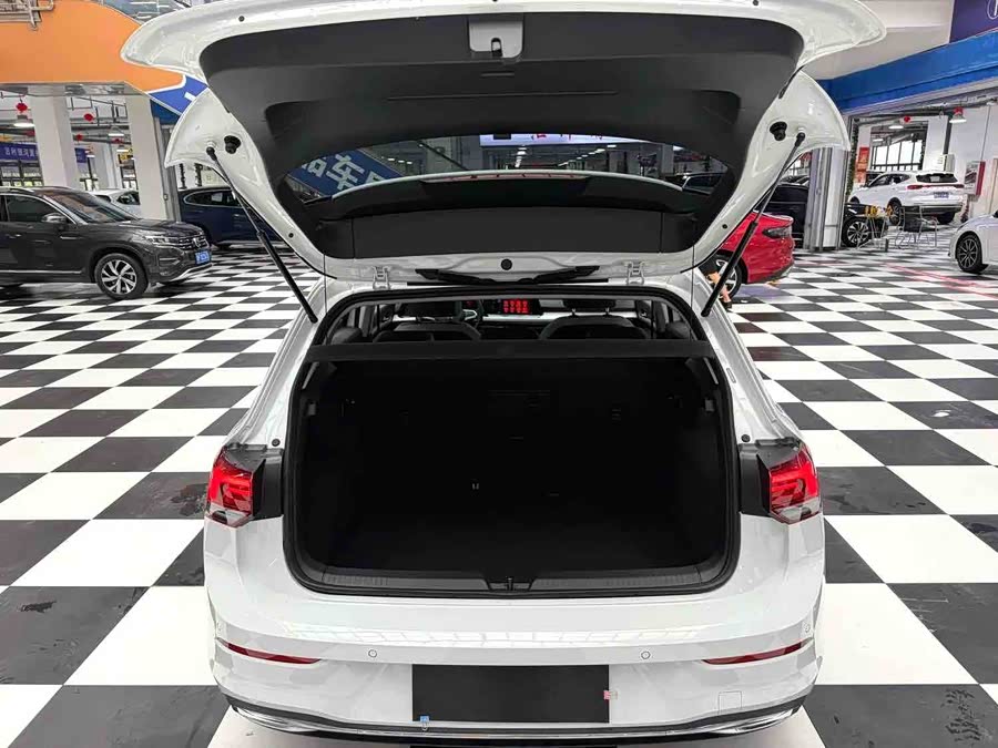 Volkswagen Golf 2022, фото 18