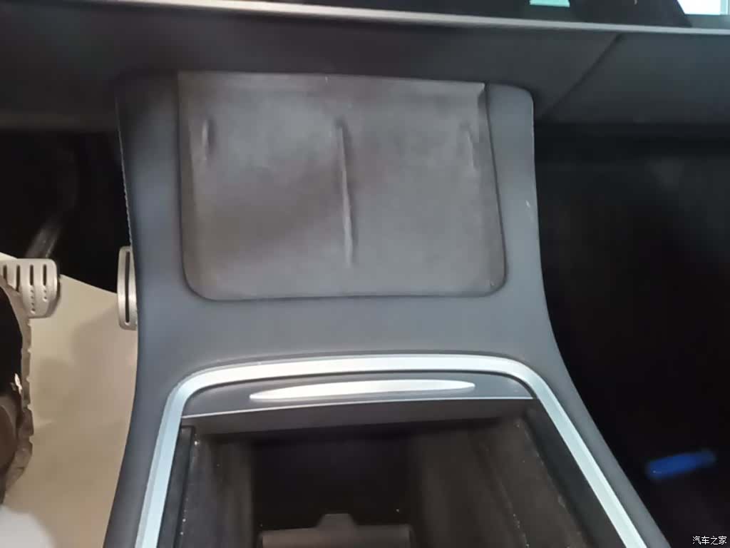Tesla Model Y, 2022 14