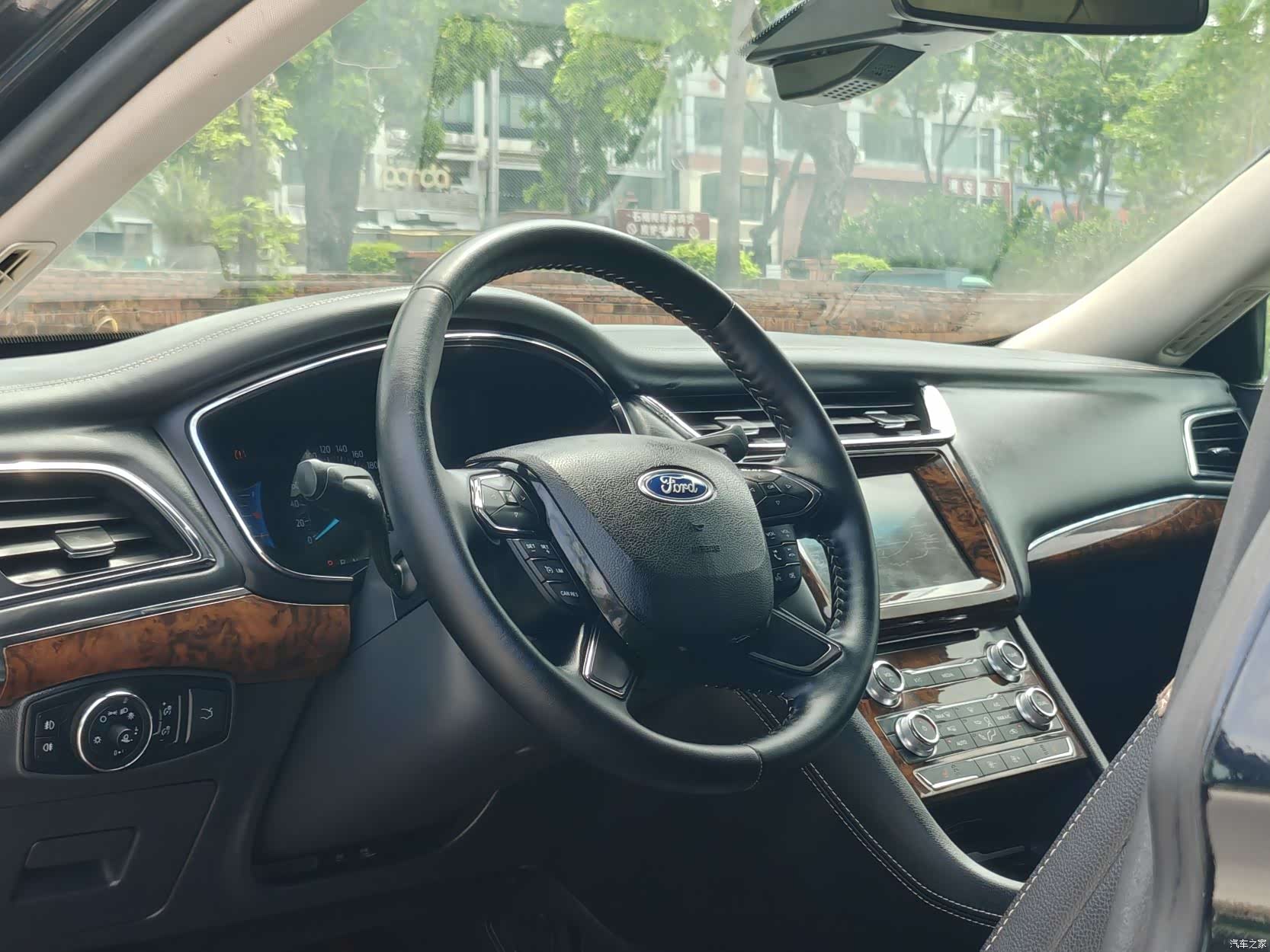 Ford Taurus, 2016 11