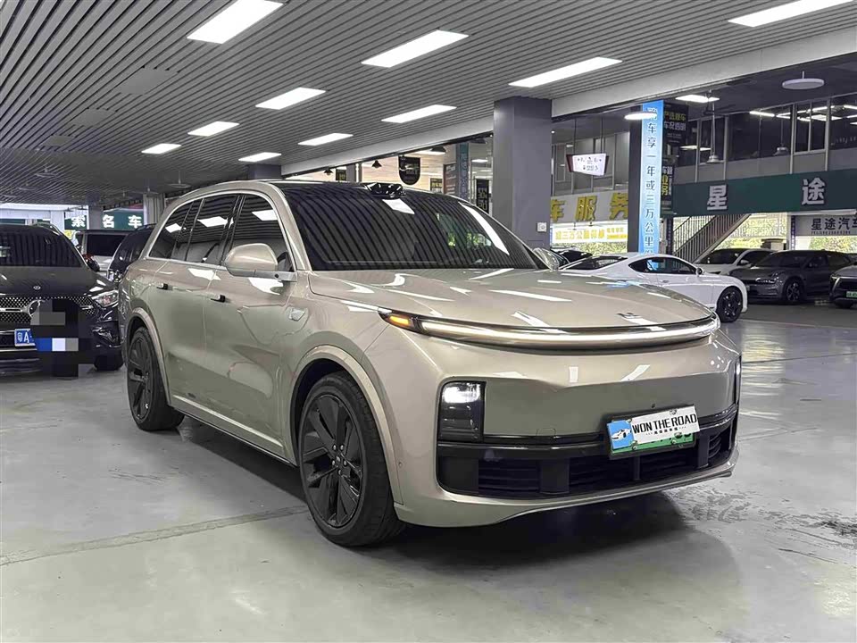 Li Auto Ideal L8