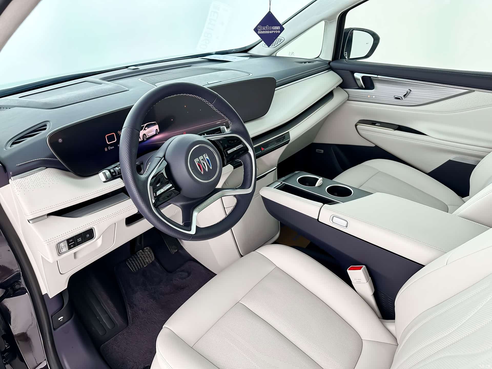 Buick GL8, 2025 13