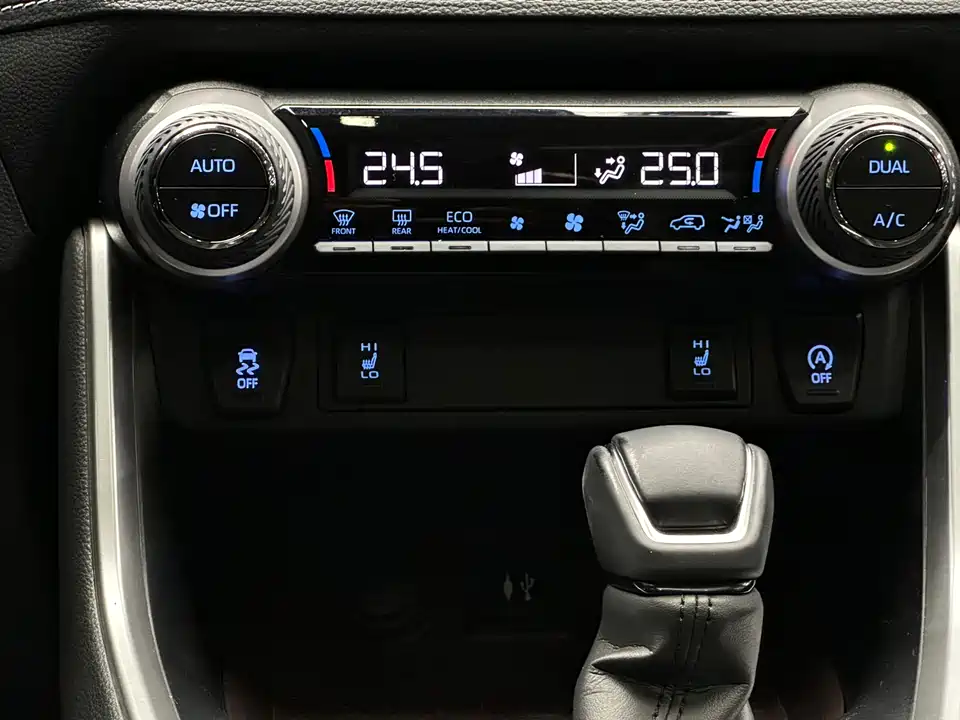 Toyota RAV4 Rongfang