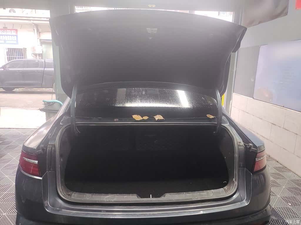 Geely Preface, 2021 15