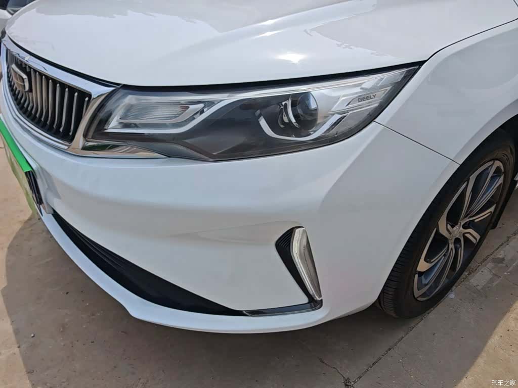 Geely Emgrand, 2021 24